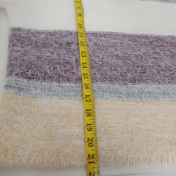 VENUS Women's Striped Eyelash Sweater - White Multi, size xs - Picture 11 of 12